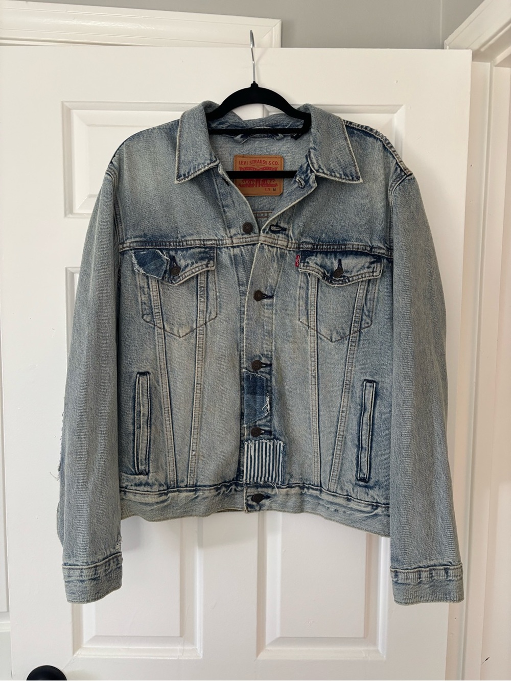 Levi’s Light Wash Patched Trucker Denim Jacket - Size Medium Distressed Upcycled